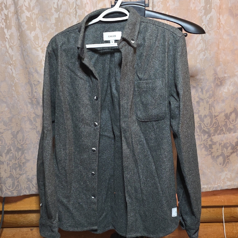 ANJAN Men's Dark Olive Herringbone Button-Down Shirt
